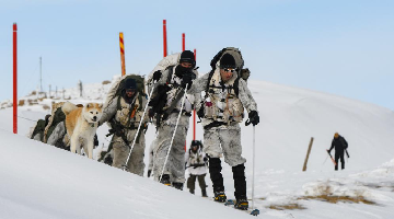 Israeli soldiers take part in military drill in snow-covered mountain