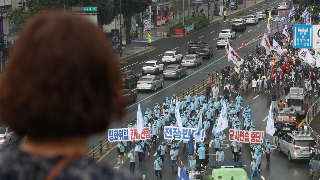 S.Korea, U.S. launch annual military drills, protests aroused